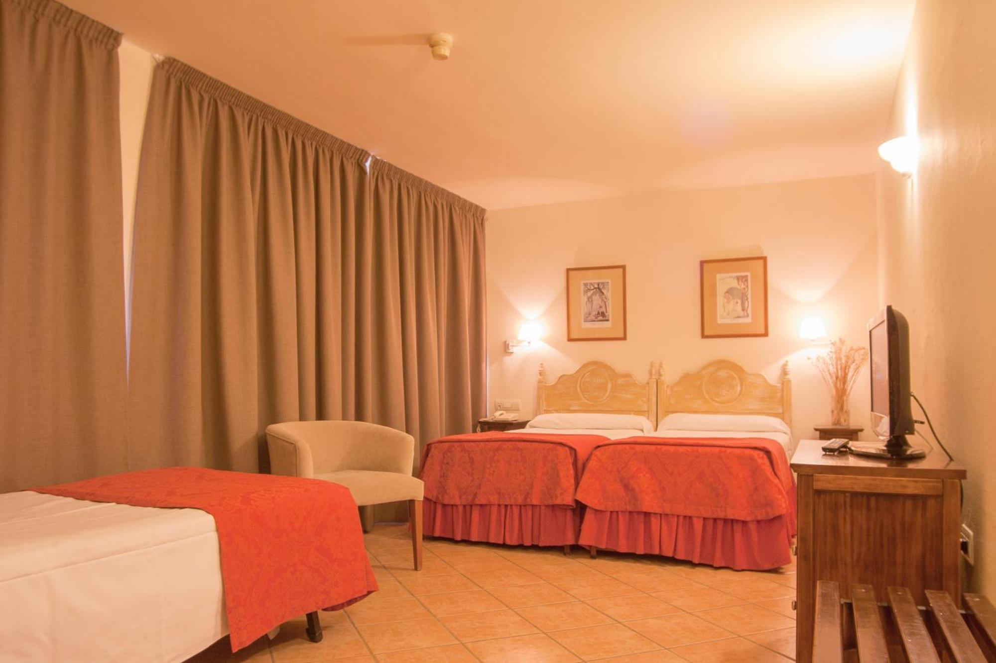 Hotel Telecabina Sierra Nevada Zimmer foto